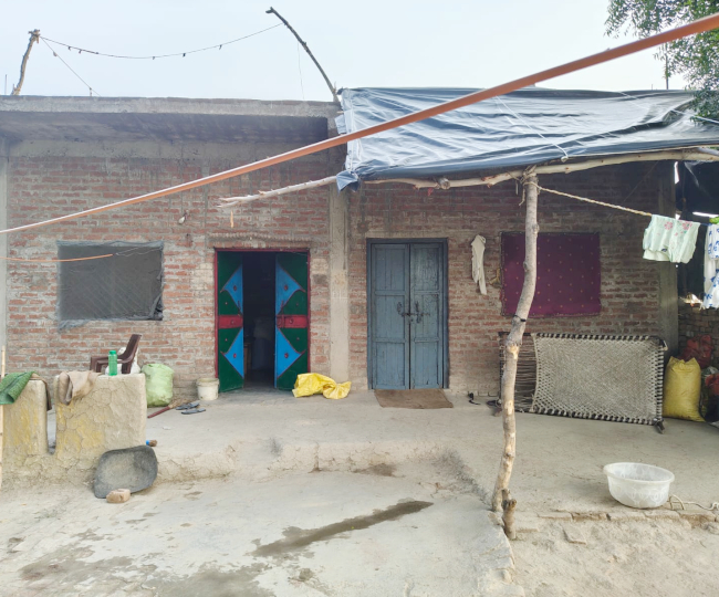 आरोपित का घर